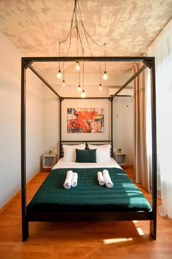 Ideal Home - Spacious & Modern Accommodation Near Unirii Square Bucharest 0*,  Romania