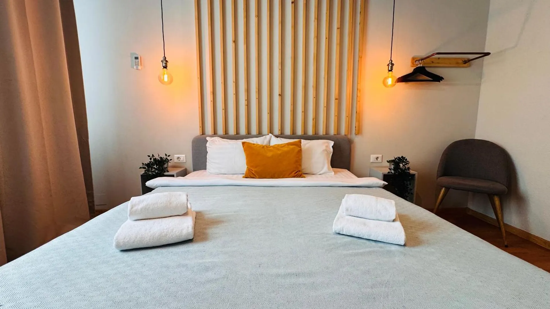 Ideal Home - Spacious & Modern Accommodation Near Unirii Square Bucharest 0*,  Romania